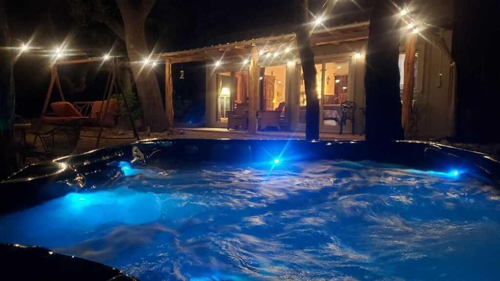 Casitas At Madrona Ranch - Casita Hotel Pipe Creek Екстериор снимка